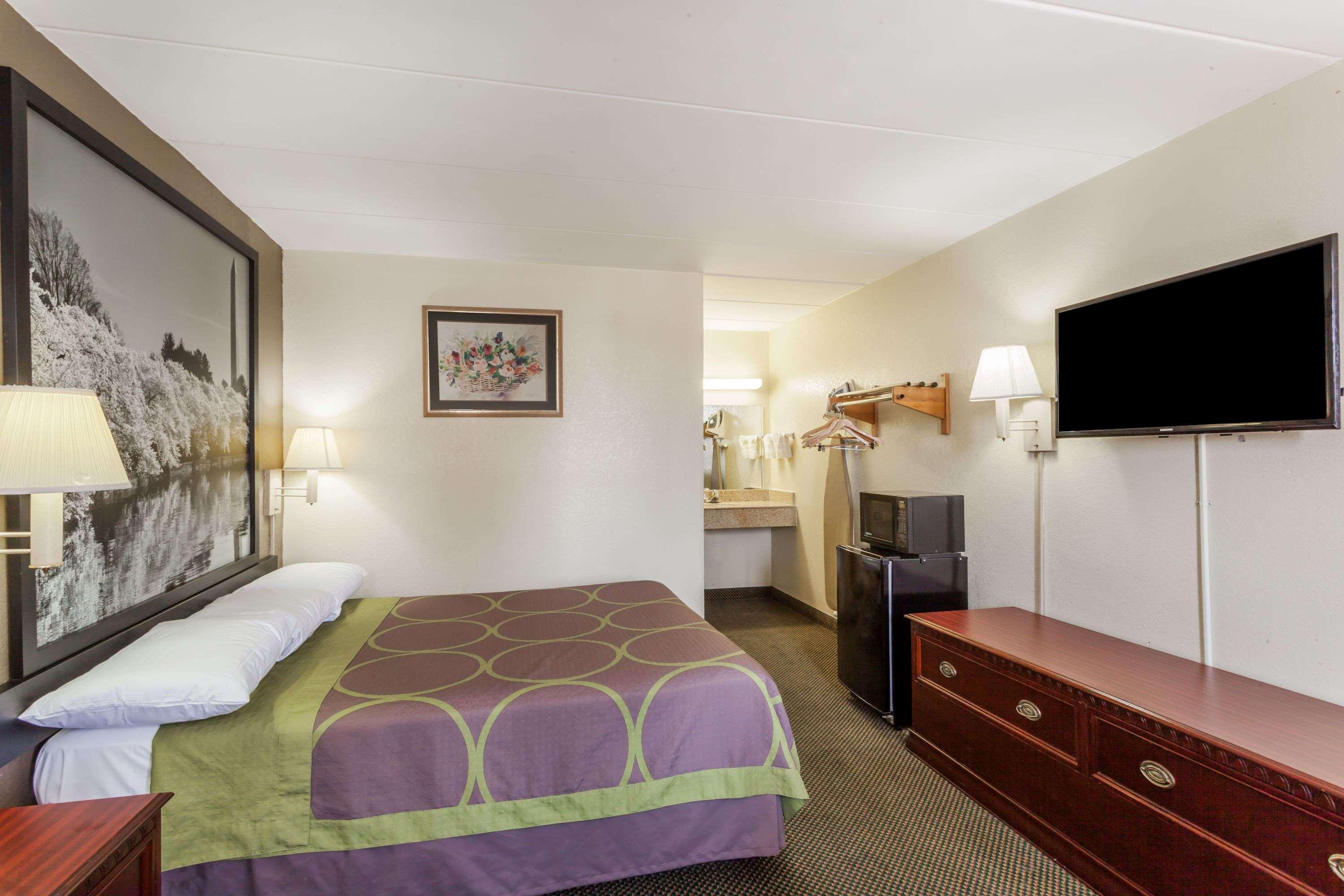 ซูเปอร์ 8 บาย วินด์แฮม มานาสซาส Hotel มานาสซัส ภายนอก รูปภาพ