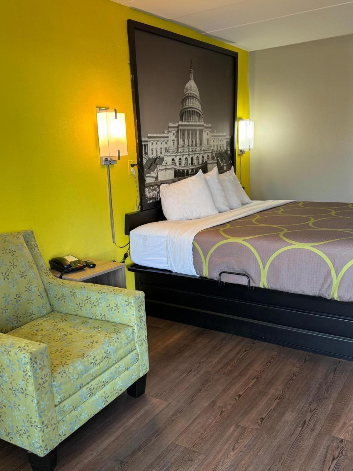ซูเปอร์ 8 บาย วินด์แฮม มานาสซาส Hotel มานาสซัส ภายนอก รูปภาพ